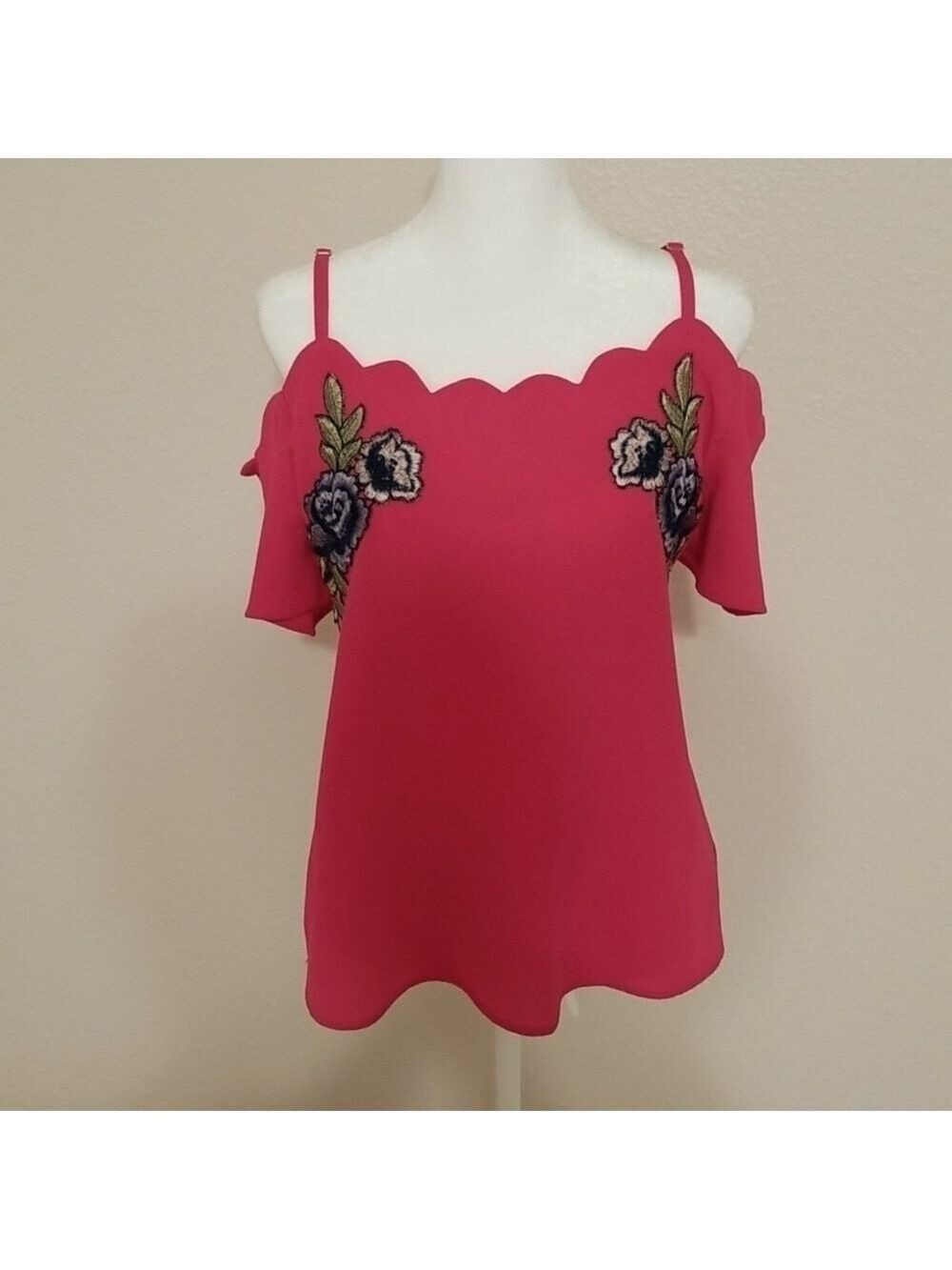 BCX cold shoulder Top,gorgeous embroidery, deep pink ,spaghetti straps .Medium.